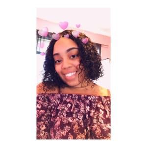 Meet your Posher, Sharae